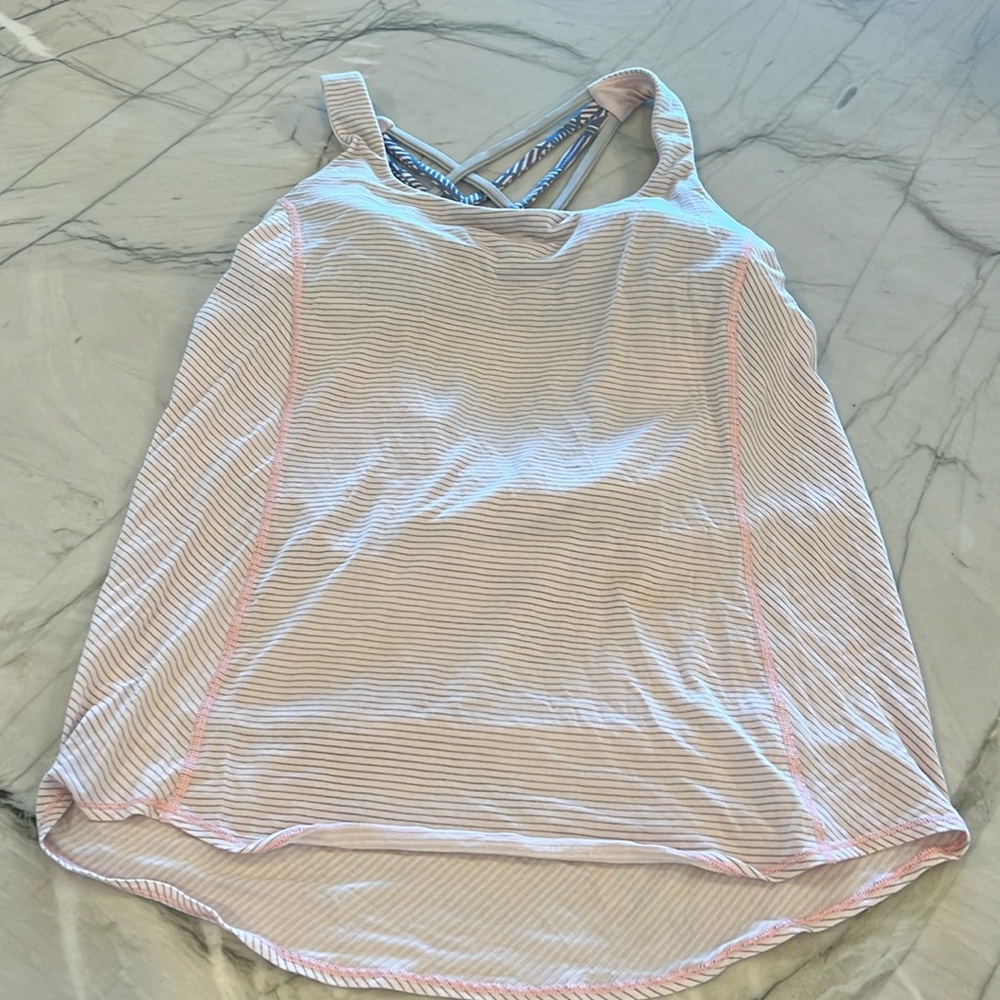 Lululemon Size 6 Top